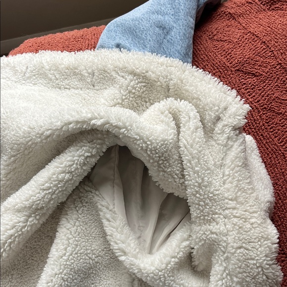 Abercrombie Denim Sherpa Jacket - Picture 6 of 7